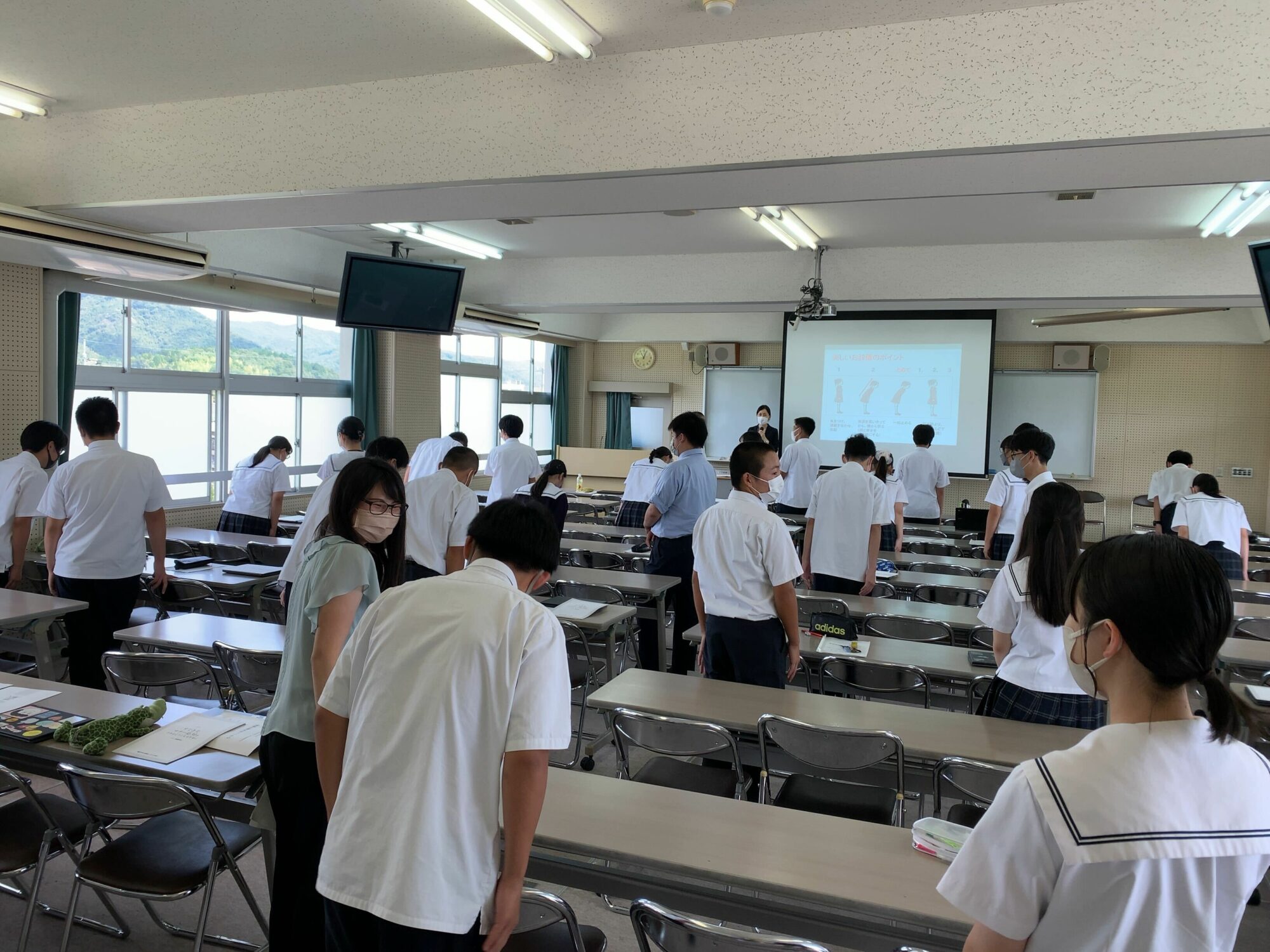 和気閑谷高校にてマナー講座を実施しました！